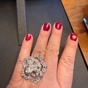 Elegant Silver Floral Statement Ring